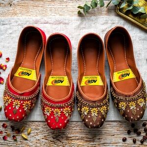Traditional Pakistani Magenta & Chocolate Hand-Embroidered Khussas - Size 6